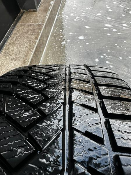 Continental 225/50 R17 Zimska