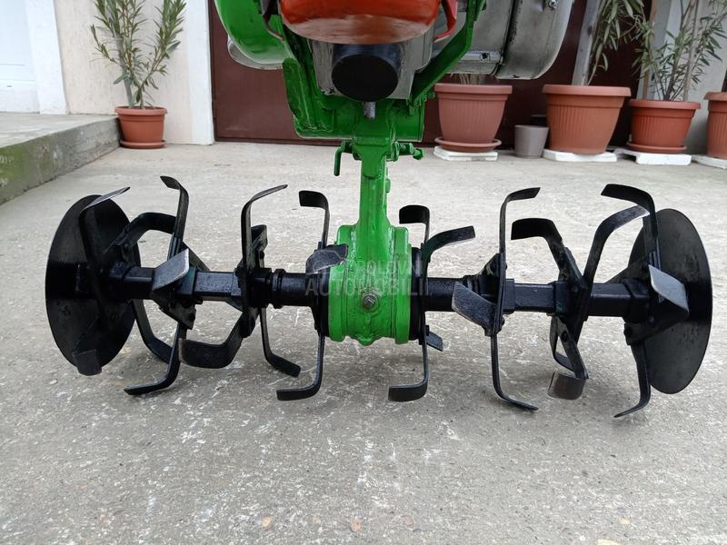 IMT 506 još prve motike