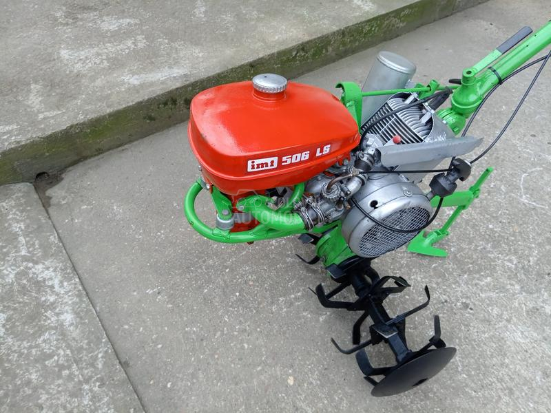 IMT 506 još prve motike