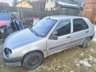 Citroen Saxo -  kompletan auto u delovima