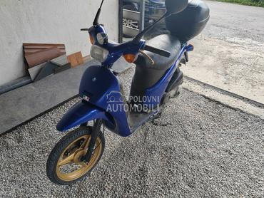 Piaggio free 50