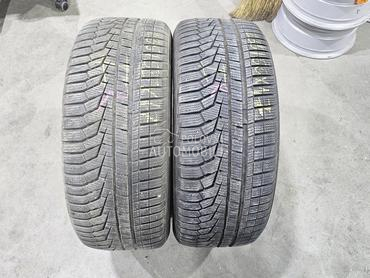 Hankook 235/55 R17 Zimska