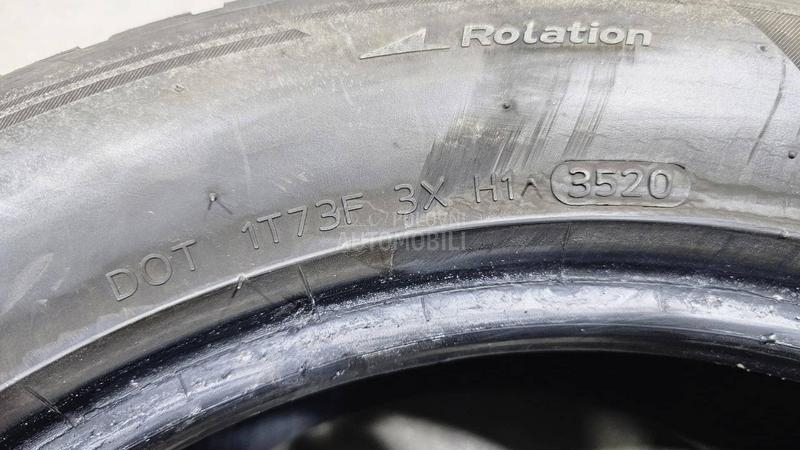 Hankook 235/55 R17 Zimska