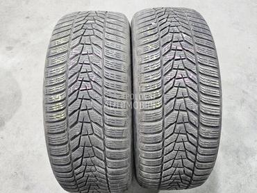 Hankook 235/55 R17 Zimska