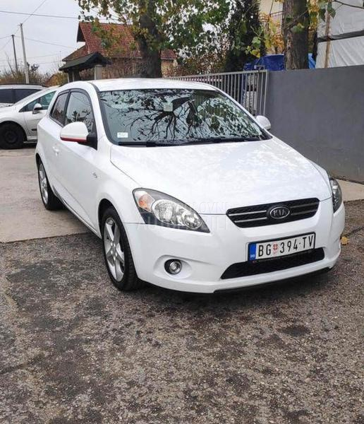 Kia pro_cee`d 2.0.