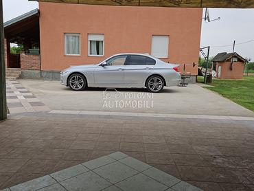 BMW 320d harman cardonhead up