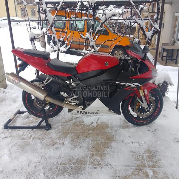 Yamaha R1