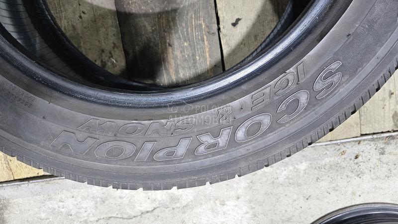 Pirelli 235/60 R18 Zimska