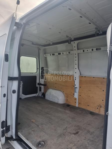 Renault Master 2.3
