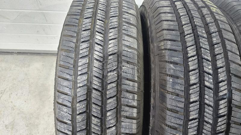 Michelin 245/75 R16 Zimska