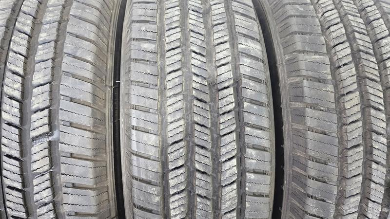 Michelin 245/75 R16 Zimska
