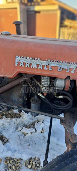 McCormick 324 internacional