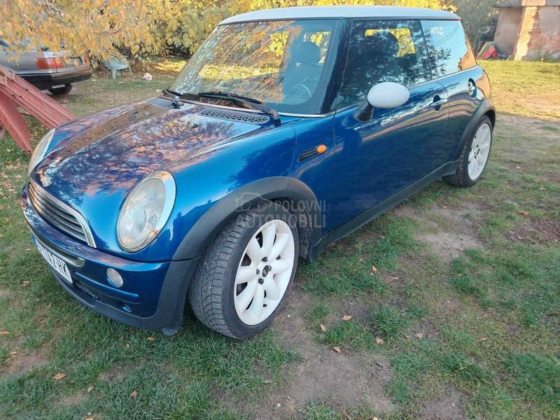 MINI Cooper 