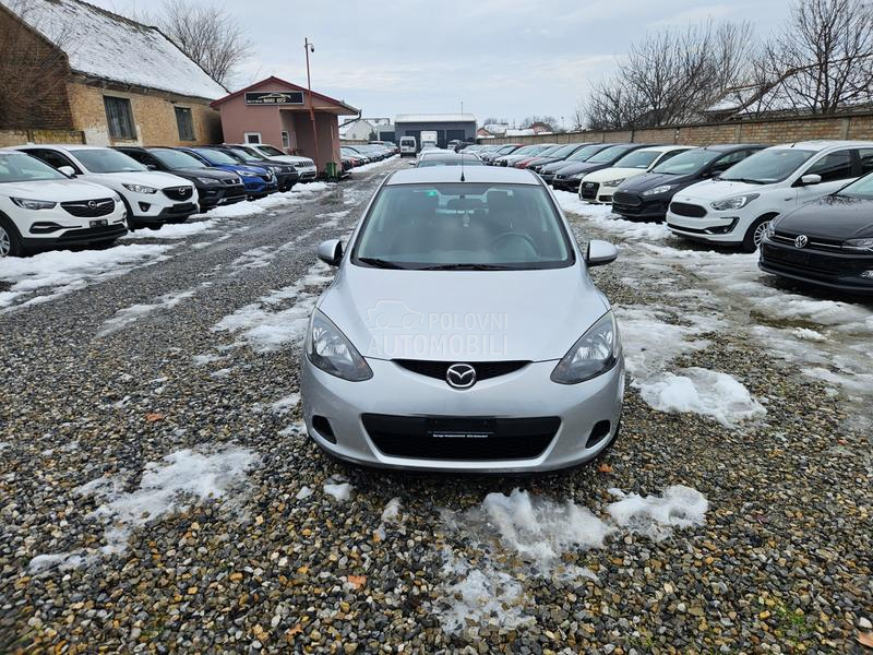 Mazda 2 