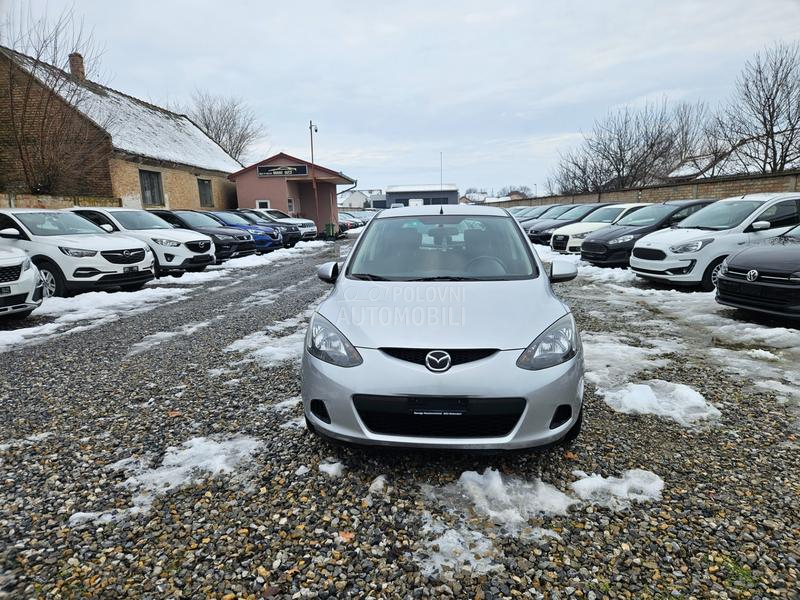 Mazda 2 