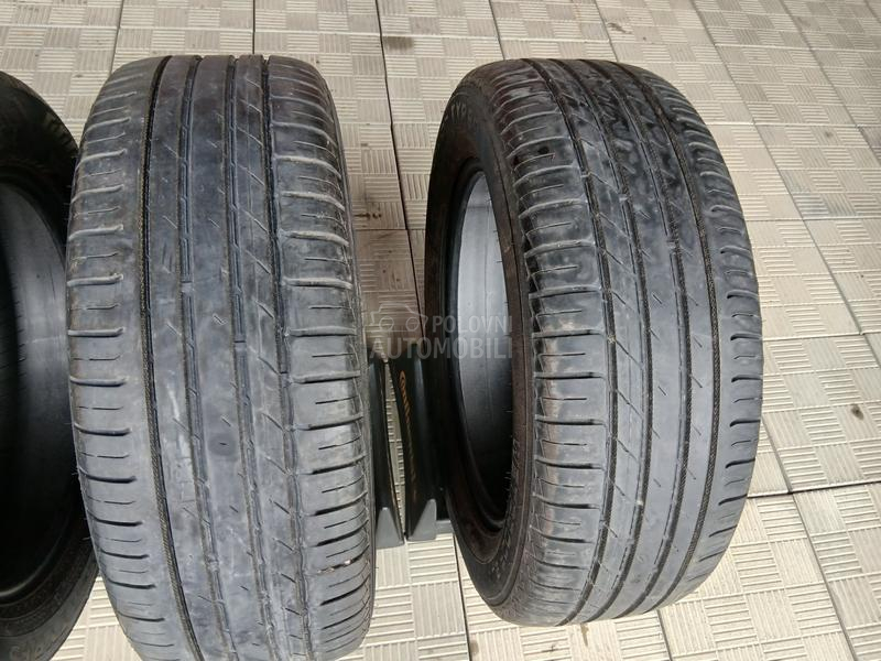 Nokian 215/60 R17 Letnja