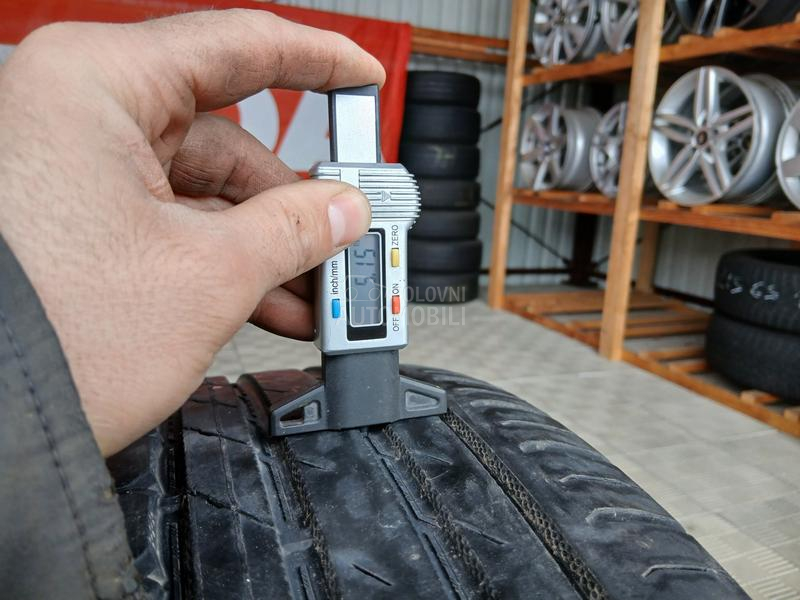 Nokian 215/60 R17 Letnja