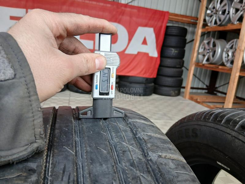 Nokian 215/60 R17 Letnja