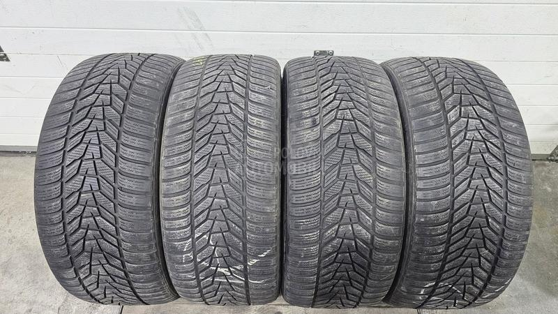 Hankook 265/35 R22 Zimska