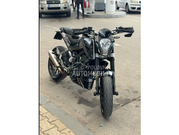 KTM Duke 125