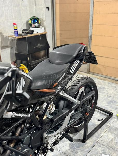 KTM Duke 125