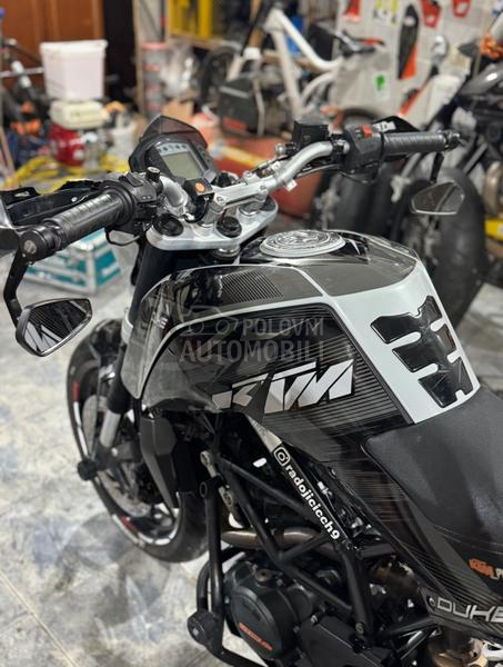 KTM Duke 125
