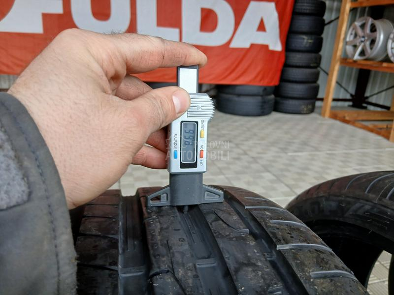 Dunlop 245/35 R18 Letnja