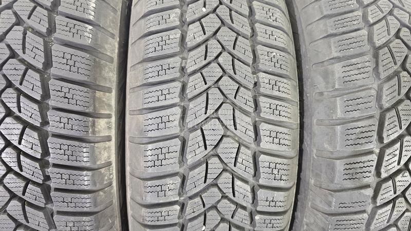 Firestone 185/70 R14 Zimska