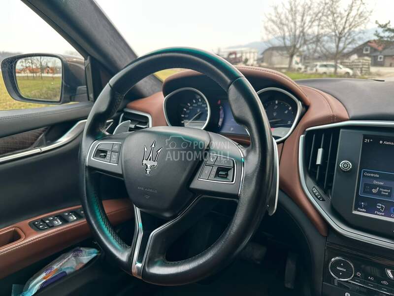 Maserati Ghibli 