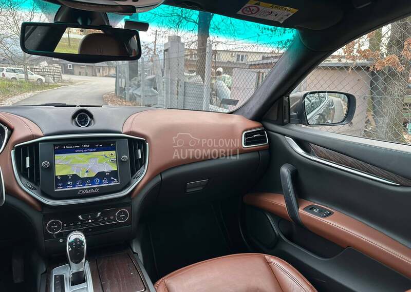 Maserati Ghibli 