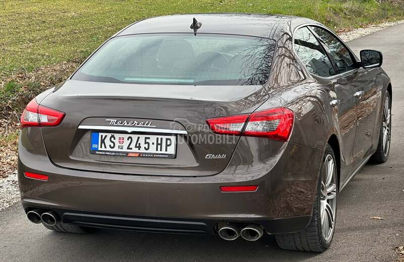 Maserati Ghibli 