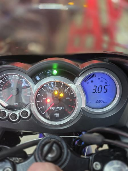 Triumph sprint gt se