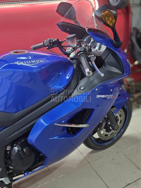 Triumph sprint gt se