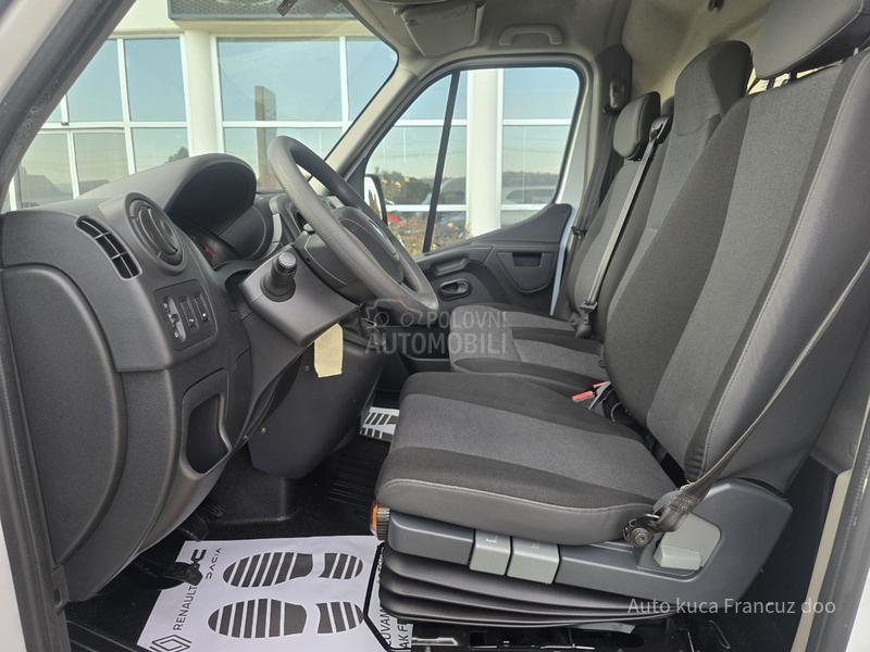 Renault Master L2H2 2.3 dCi 130
