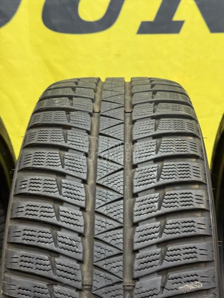 Ostalo 225/45 R17 Zimska