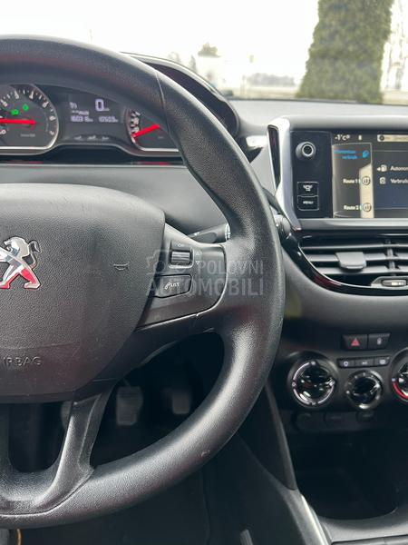 Peugeot 208 1.2  ACTIVE
