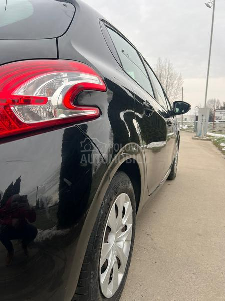 Peugeot 208 1.2  ACTIVE