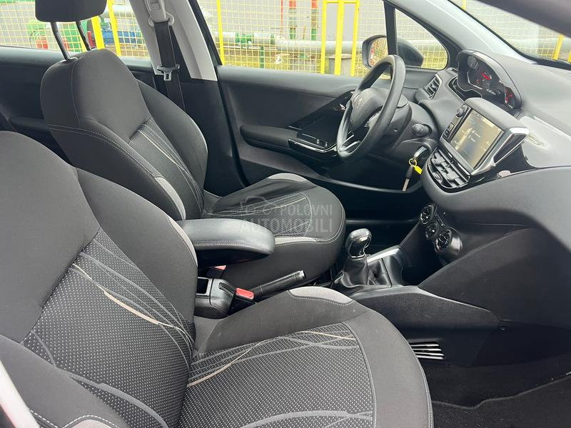 Peugeot 208 1.2  ACTIVE