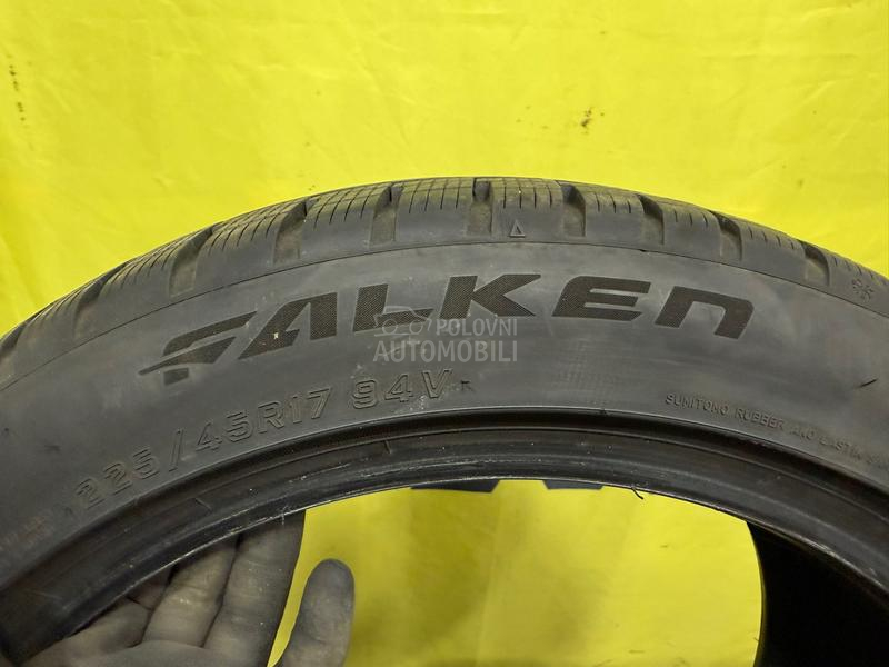 Falken 225/45 R17 Zimska