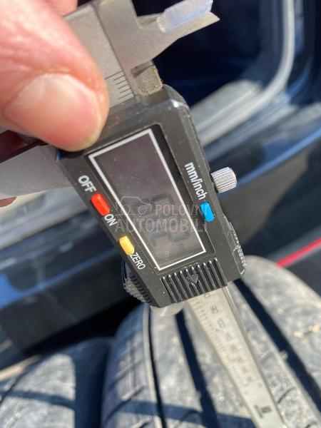 Pirelli 255/35 R19 Letnja