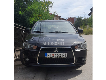 Mitsubishi Lancer 