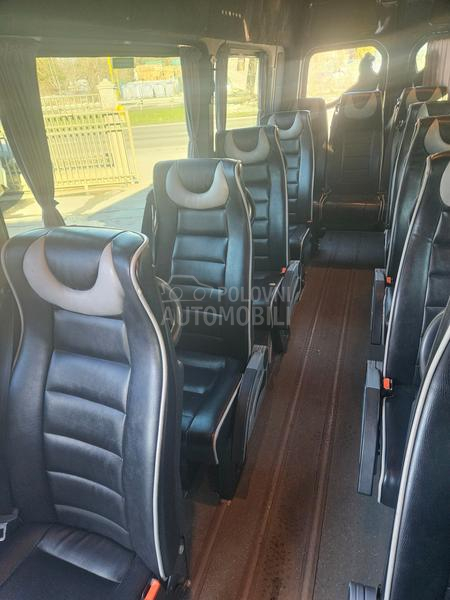 Mercedes Benz Sprinter 519