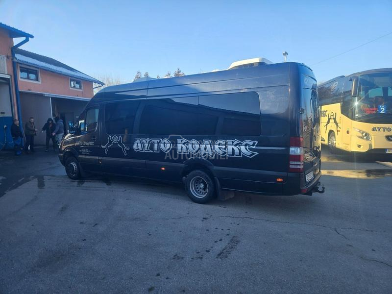 Mercedes Benz Sprinter 519