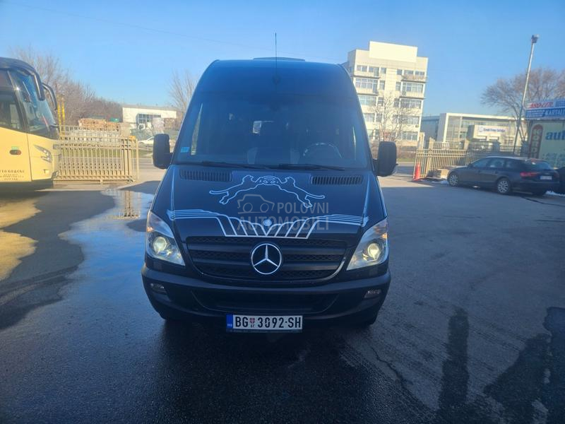 Mercedes Benz Sprinter 519
