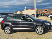 Volkswagen Tiguan 2.0TDI4X4PANON A V I