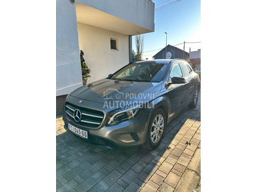 Mercedes Benz GLA 200 1.6