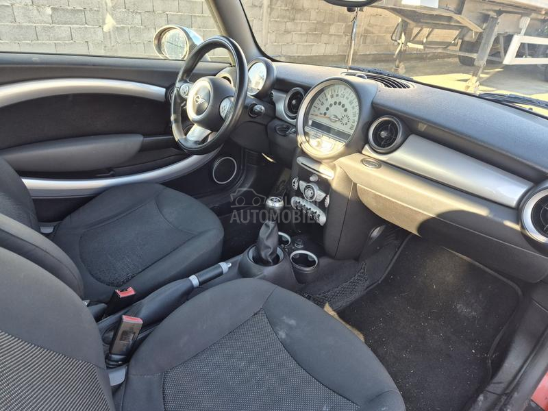 MINI Cooper 