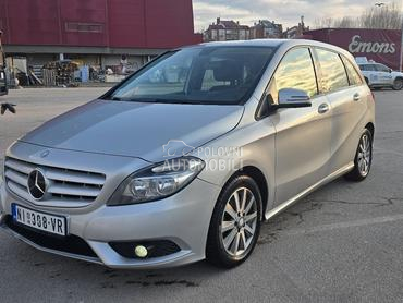 Mercedes Benz B 180 