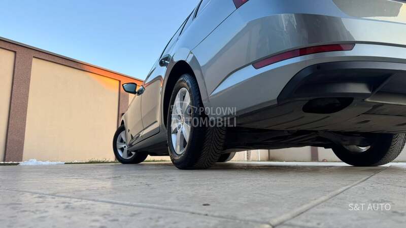 Škoda Superb 1.6 TDI/DSG/F.U.L.L