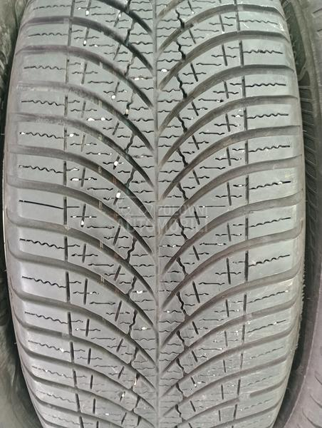 Goodyear 195/55 R16 Zimska